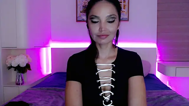 Ohmy_Linda XXX чат на живо