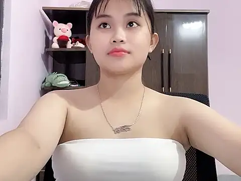 ThuPhuong858 XXX чат на живо