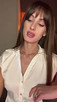 Cartier_G Live XXX Chat