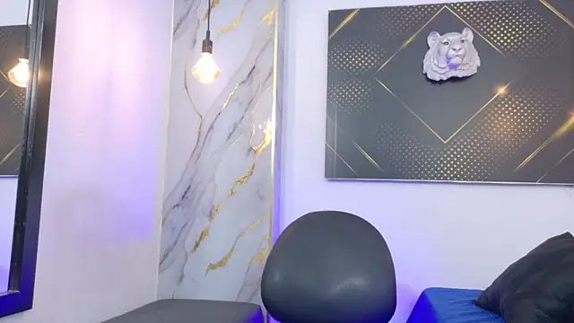 Chat +18 de theronnyone ao vivo