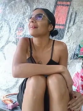 Czat XXX na żywo – Leslly_