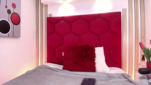 EmmaJhomson Adlı Modelin Canlı XXX Sohbeti