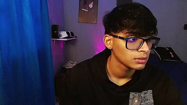 Czat XXX na żywo – Mr_yisuzz