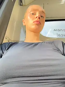 PollyDollyn Live XXX chat