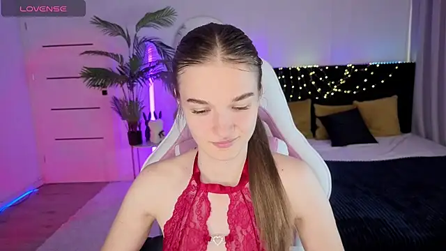 Ann_Wood Adlı Modelin Canlı XXX Sohbeti