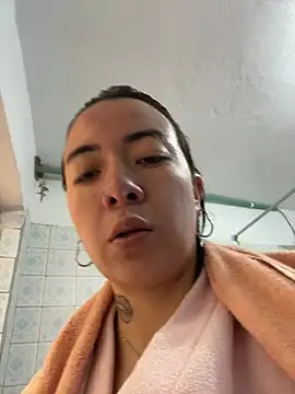 Živý XXX chat arilynn_