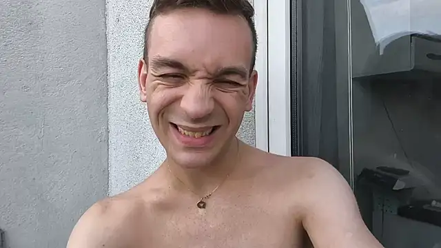 nick_subvyx Chat XXX in diretta