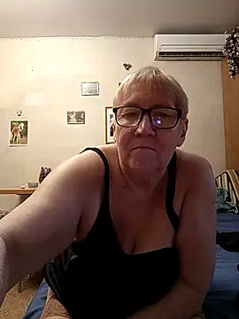 Molli1408's Live XXX Chat