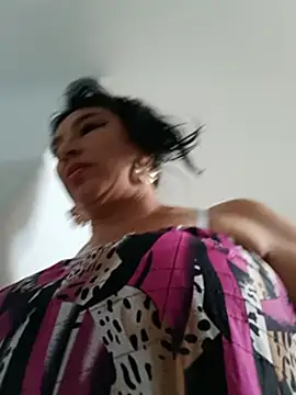 katysquirtdirty's Live XXX Chat