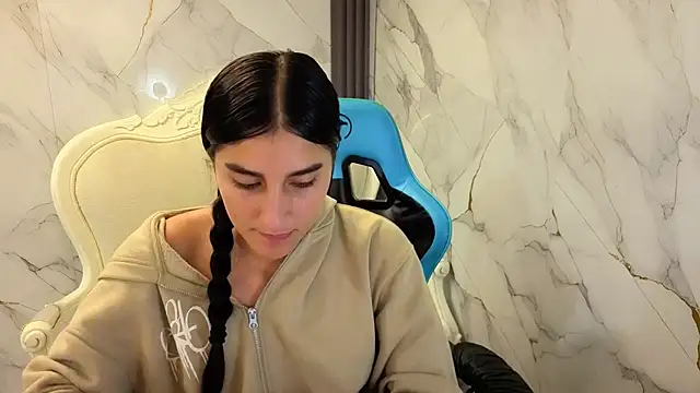 nyx_kitty_a's Live XXX Chat