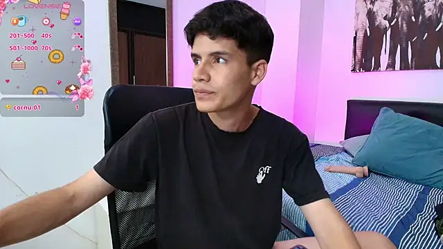 Jacob5_ Live XXX-chat