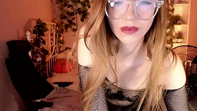 Cutie__Kitty লাইভ XXX চ্যাট