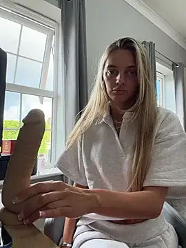 IndiaHughesUkx Live XXX-chat