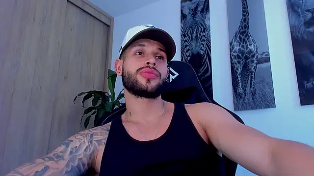 Santos_ramirez1のライブXXXチャット