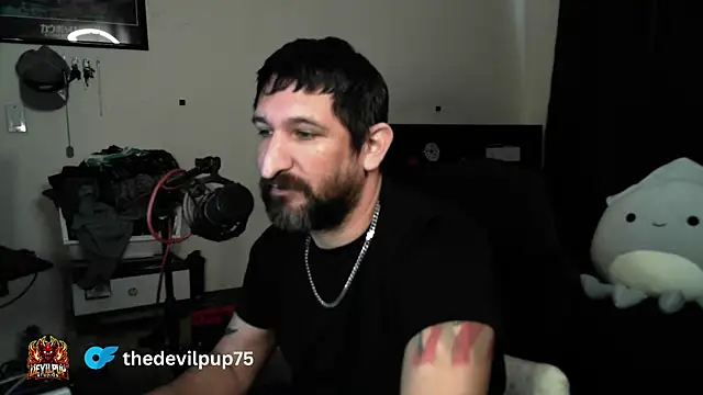 DevilPup75_ Chat XXX in diretta