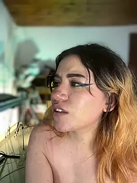 XXX chat uživo modela NikkiNix