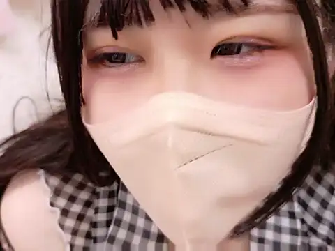 aichan7_7 XXX чат на живо