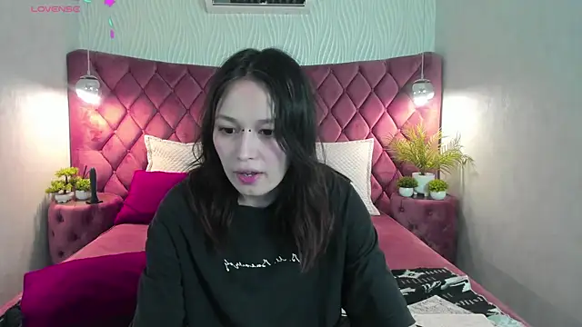 AriettiHamoe XXX чат на живо