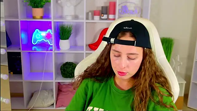 Chat XXX ao vivo de NadinnL