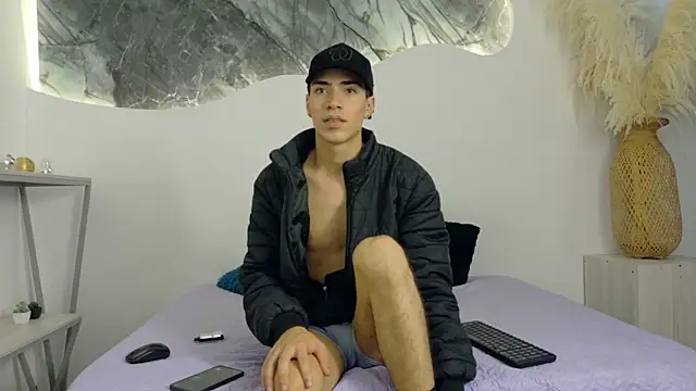 Monyel_BlakeのライブXXXチャット