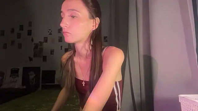 MerilynPlenty Adlı Modelin Canlı XXX Sohbeti