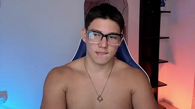 Živý XXX chat JamesCr_