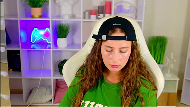 دردشة NadinnL الجنسية المباشرة