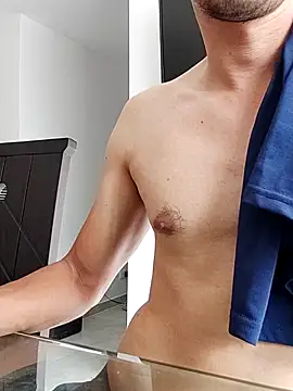 MrSecretSuit 网络视讯表演