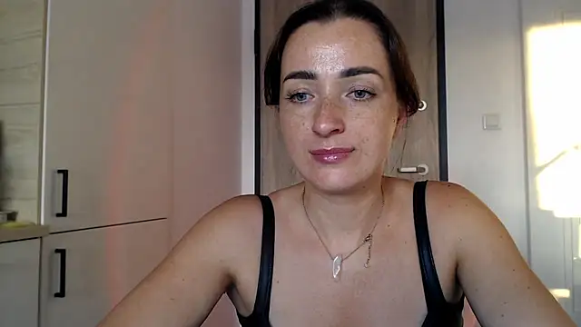 LorenneRose XXX чат на живо