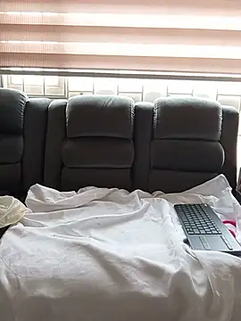 chells_n Live XXX chat