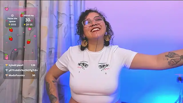Chat +18 de Sylvara_bx ao vivo