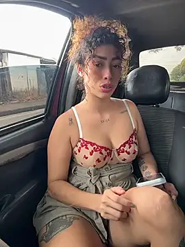 Chat +18 de roxyrougee ao vivo