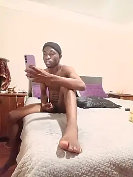 Brentrawbreed Webcam Show