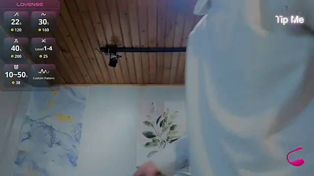 Un_SluttyyのライブXXXチャット