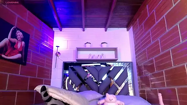 Chatroom XXX en direct de zinnia_mosley