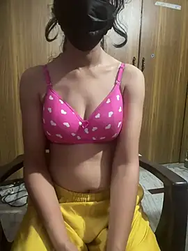 kiaraqueen7 即時 XXX 聊天