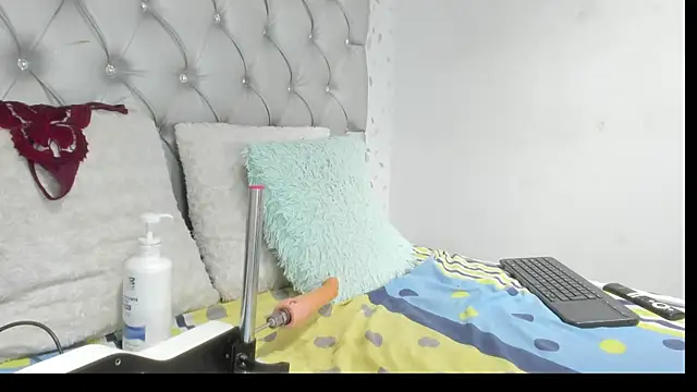 brenda_sofia69 即時 XXX 聊天