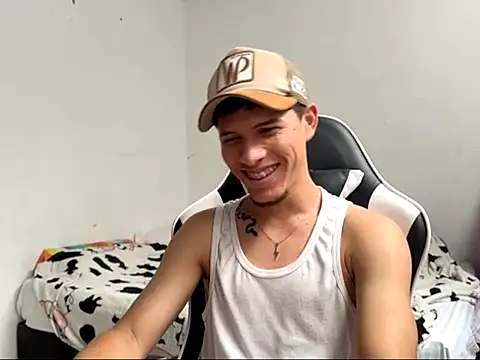Edward_2709 Live XXX-chat