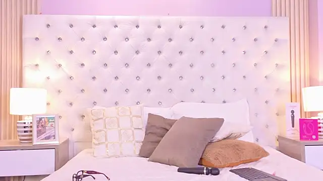 Chat XXX en directo de VaniaRouse