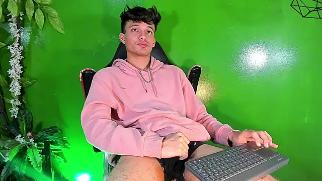Živý XXX chat alexgod-