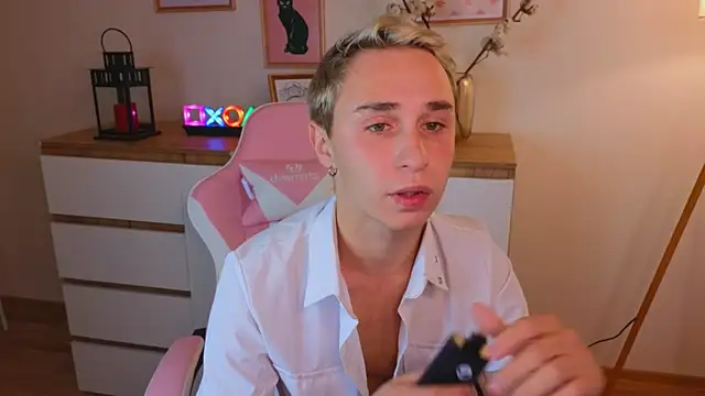 e1v1s Chat XXX live