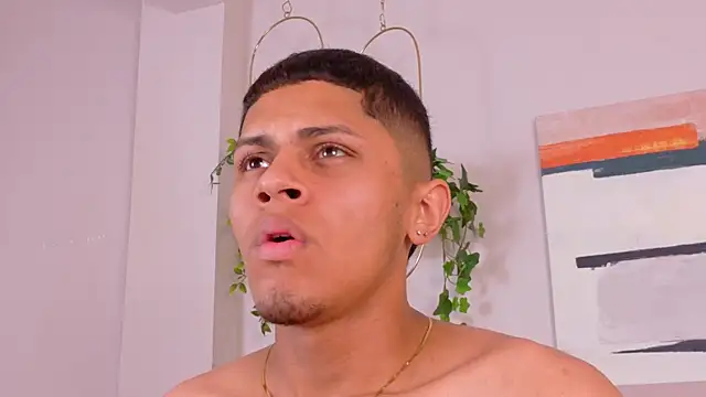 XXX chat uživo modela EthanCarter__