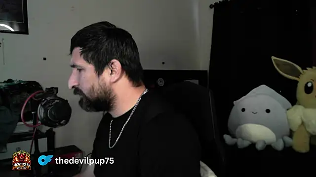 DevilPup75_ Adlı Modelin Canlı XXX Sohbeti