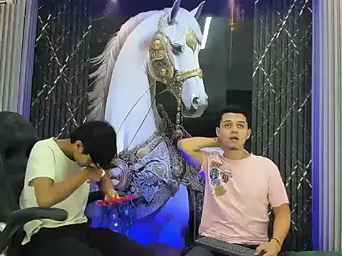 Benjamin_Alam Live XXX-Chat
