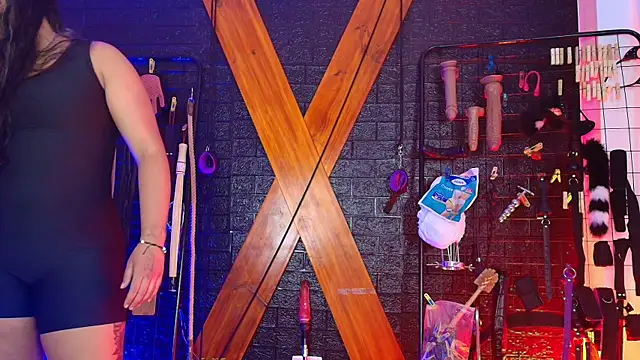 Онлайн чат XXX Ariaoficial