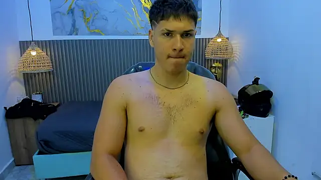 AlessandroFranco Live XXX-Chat