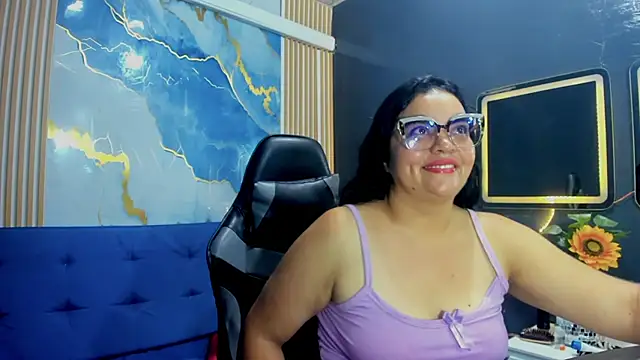 Chat +18 de megan_glenda ao vivo