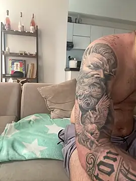 arnold_bekam Adlı Modelin Canlı XXX Sohbeti