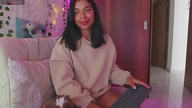 Nicolle_swt's Live XXX Chat