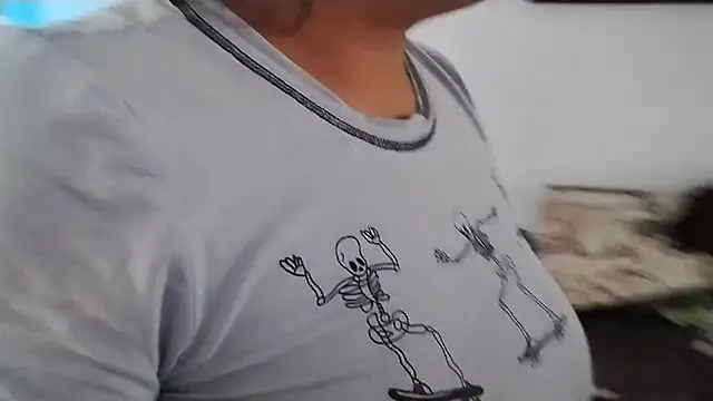 دردشة EmpaticBolillo الجنسية المباشرة